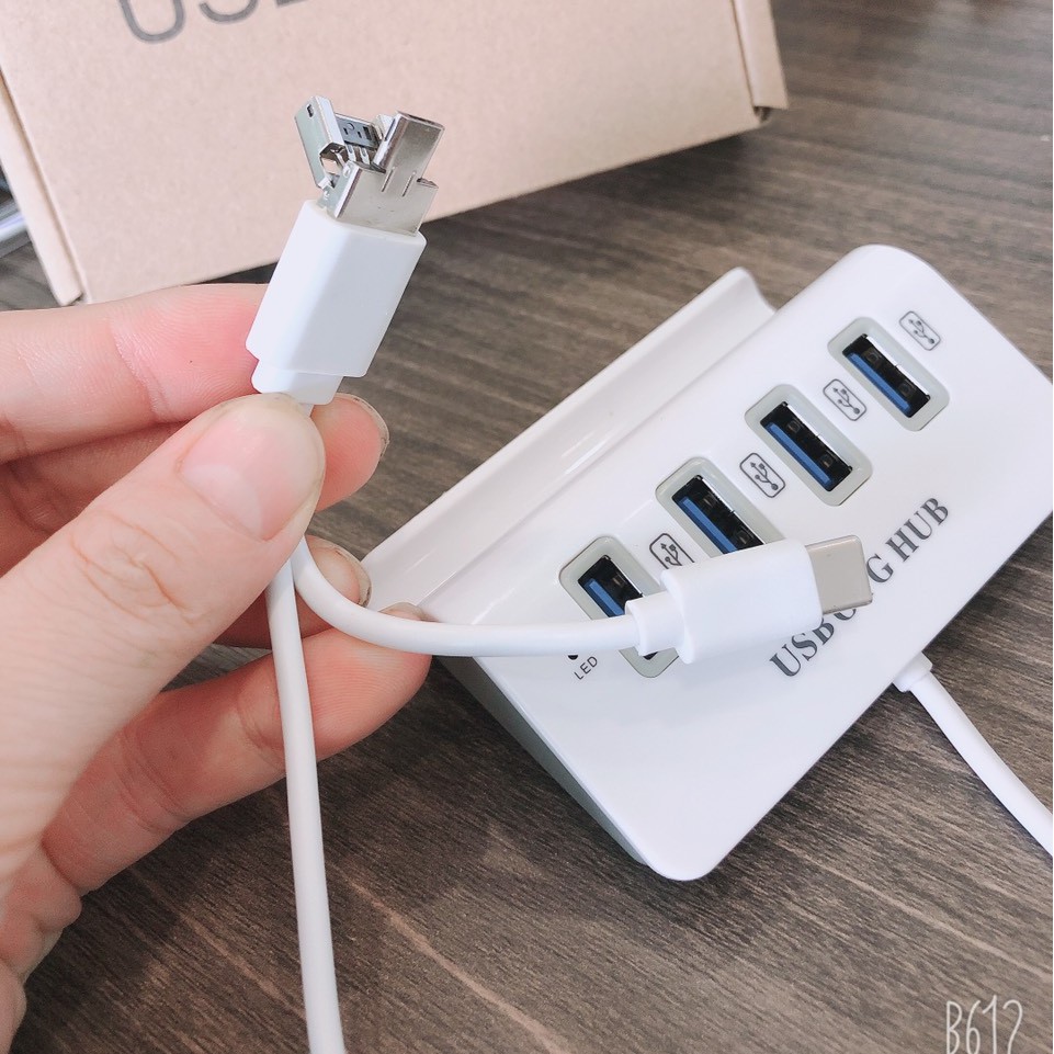 Bộ Chia 4 Cổng USB OTG HUB Chuẩn Type-c Kiêm Giá Đỡ -dc3394