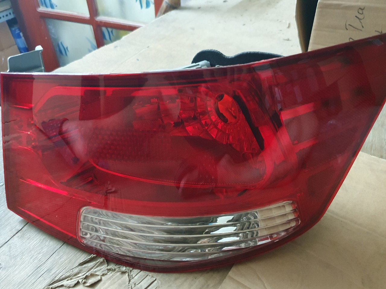 Đèn hậu KIA FORTE 2009-2011 - CERATO 2009