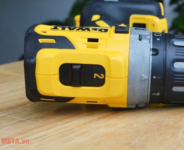 Máy khoan vặn vít động lực Dewalt DCD796M2