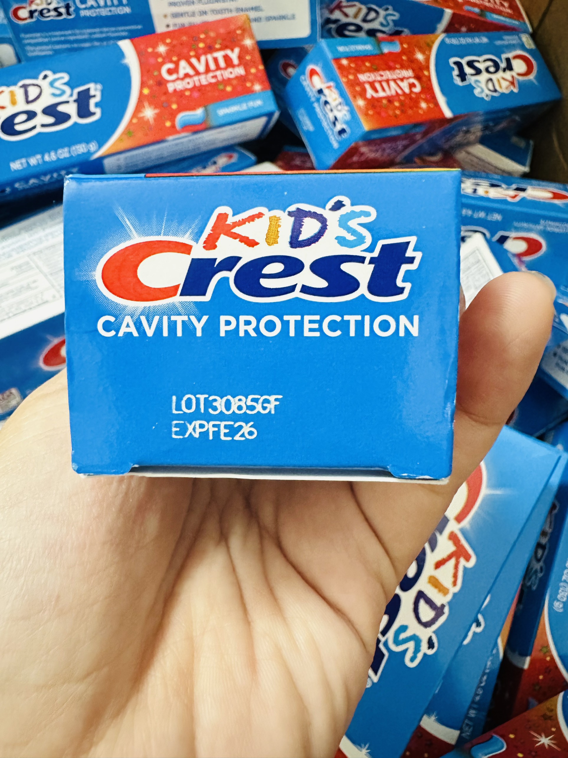 KEM ĐÁNH RĂNG KID CREST (130gr 1 tuýp)