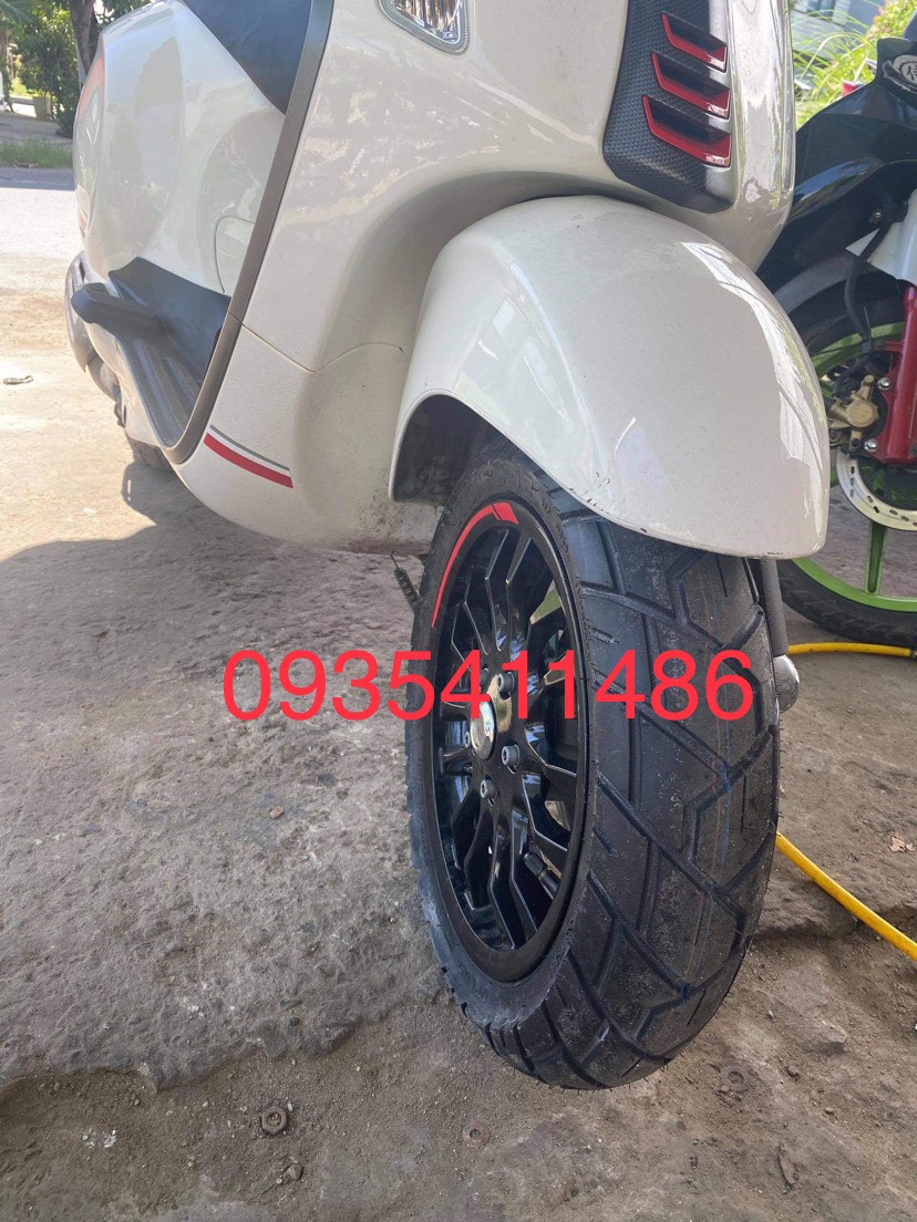 1 Cặp Vỏ (Lốp) Xe Piago Vespa LX Hãng DPLUS