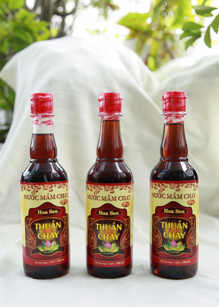 [HCM]NƯỚC MẮM THUẦN CHAY HOA SEN NUTRICOOK 300ML