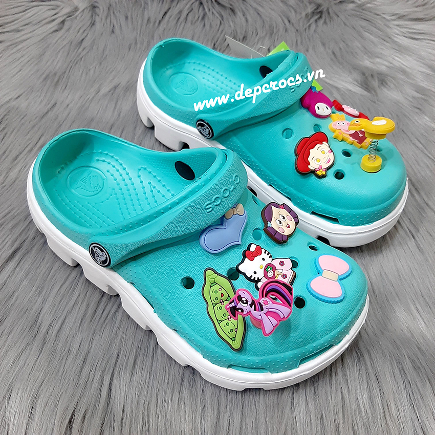 Dép sục crocs duet sport trơn unisex tặng kèm jibbitz 2d, dép sục đế răng cưa nam nữ - Nhà Cá Sấu