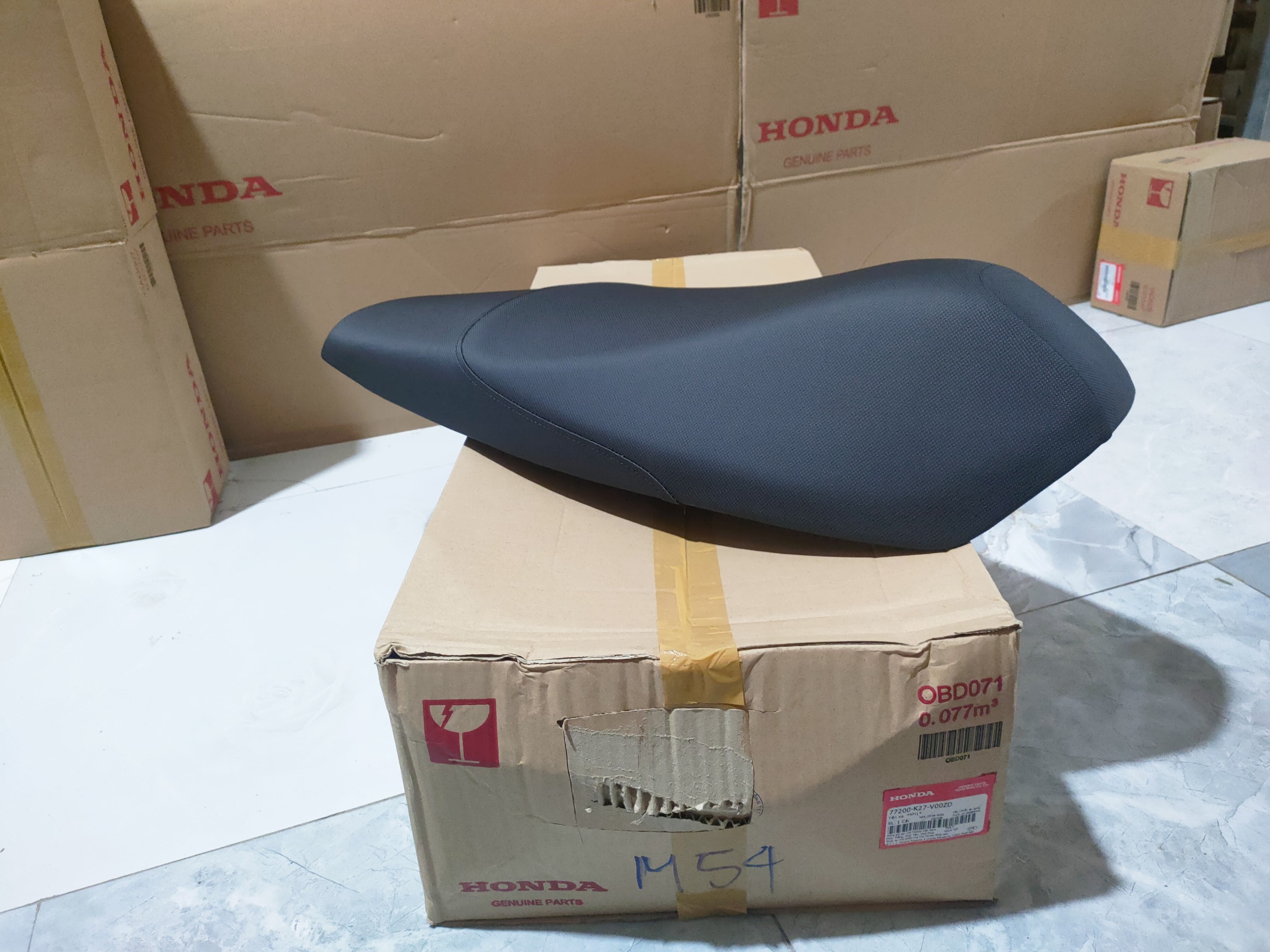 Yên xe Air blade 125 2013-2015 ( 77200K27V00ZD)