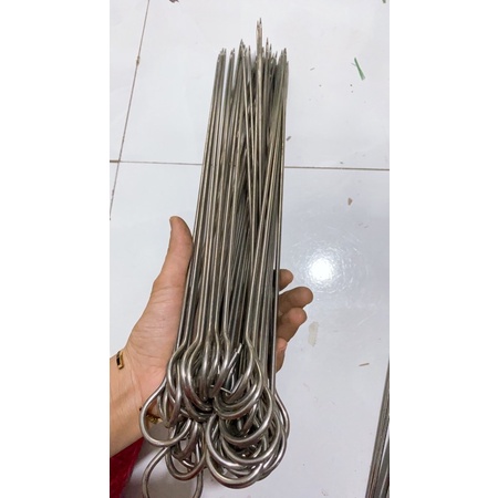 10 Que xiên thịt nướng inox 4 li dài 50cm, 60cm và 70 cm sáng bong không rỉ