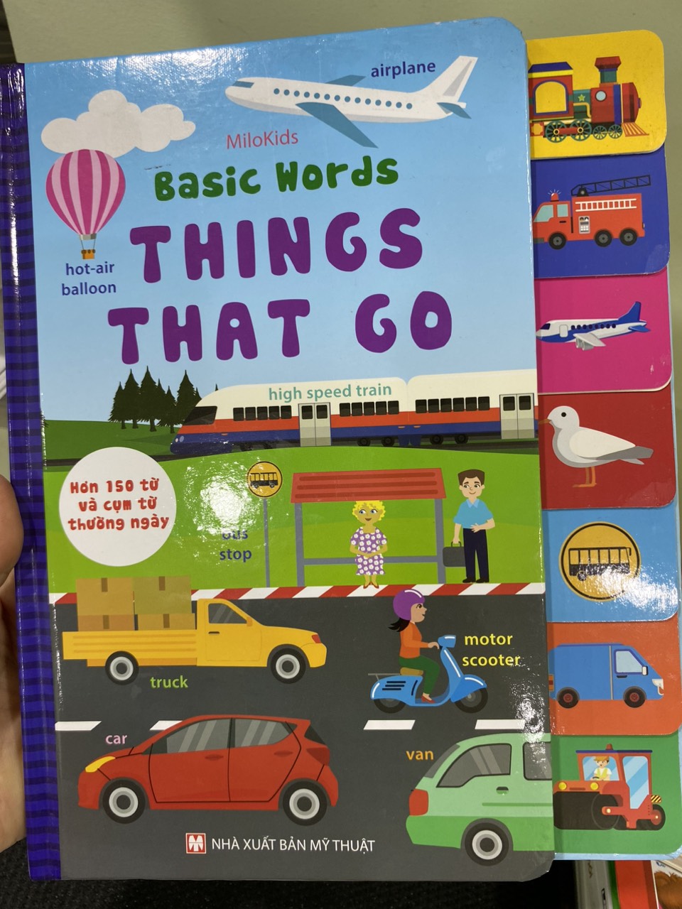 Book: basic words-things that go