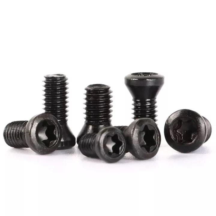 Ốc vít giữ chíp 1 mặt trên cán dao tiện CNC