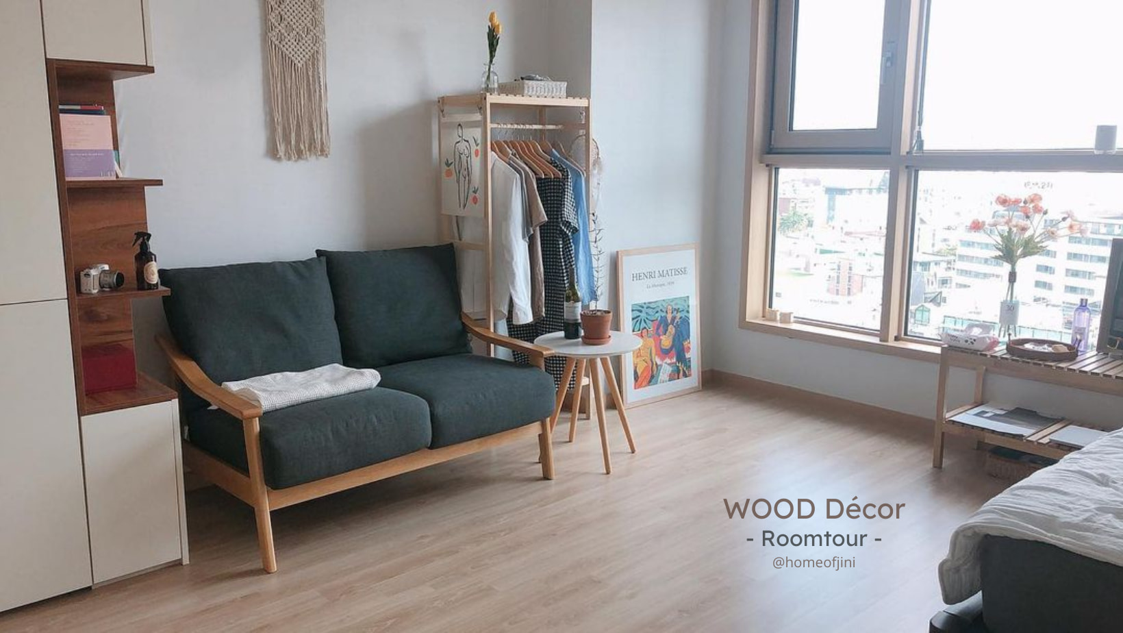 Wooden Shelf Hanger