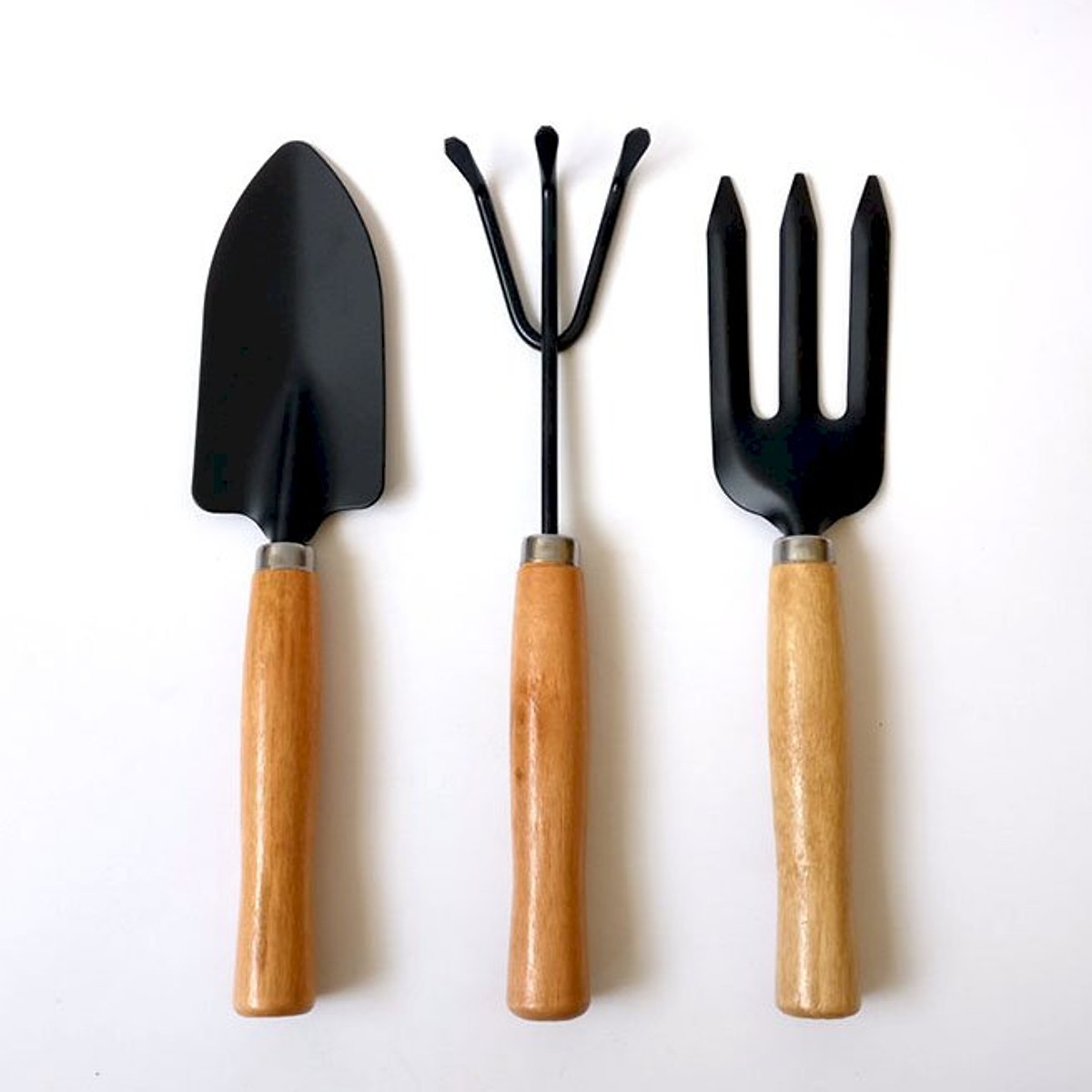 Bộ dụng cụ làm vườn 3 món cán gỗ 1 bay + 1 cào + 1 chỉa ba LV12