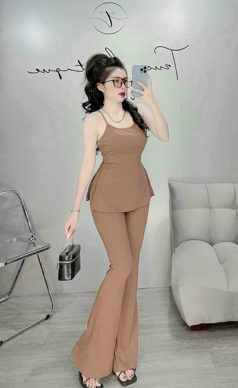 Xả lỗ cho các nàng mẫu hot -- sét bộ thun gân áo hai dây phối quần dài ống rộng hack dáng up