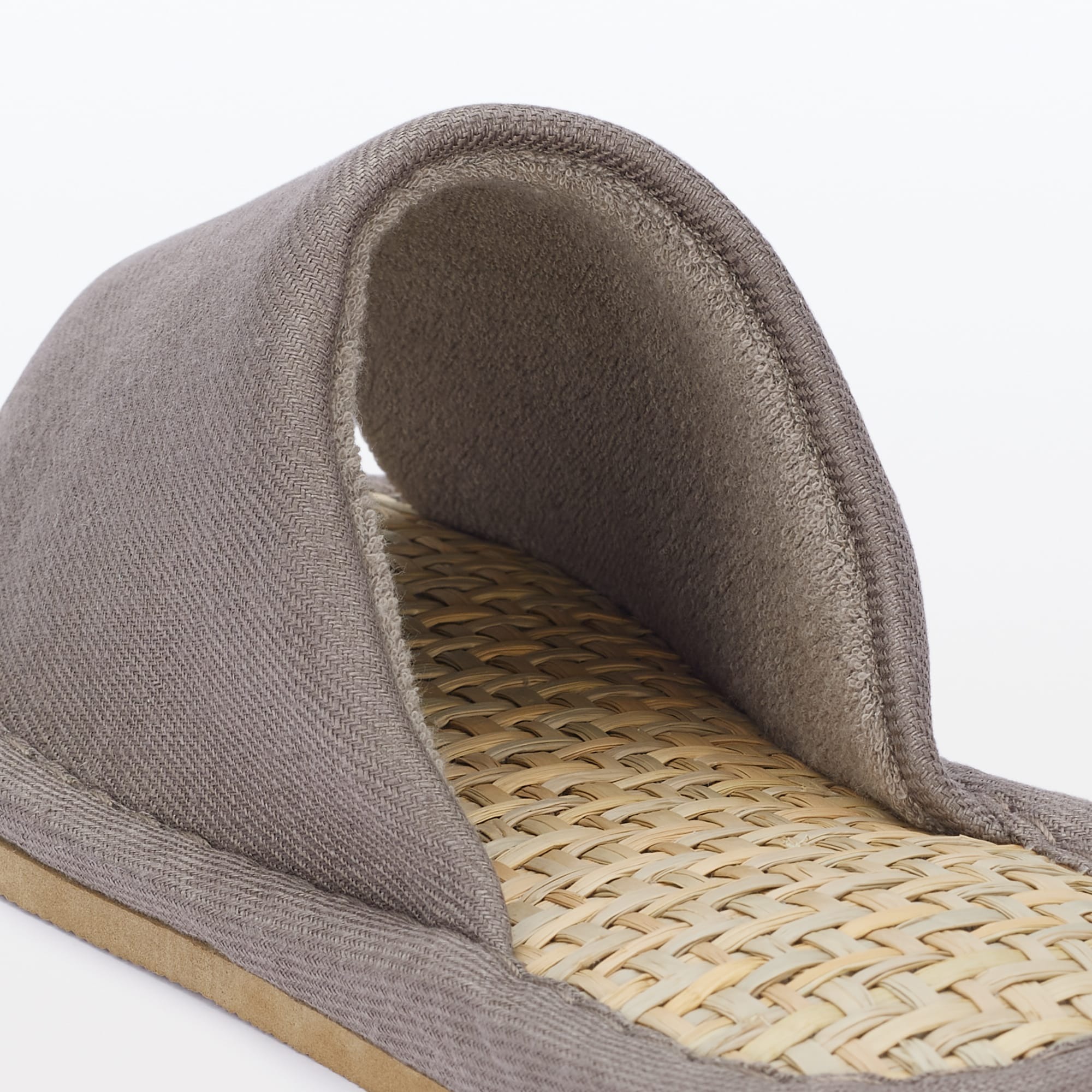 MUJI Dép Hở Mũi Cỏ Malay