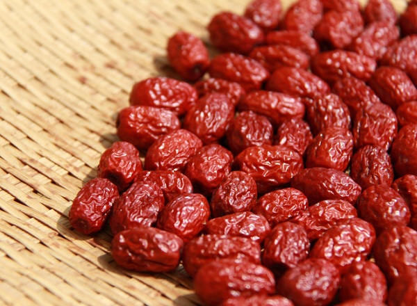 Táo Đỏ Sấy Khô Nguyên Trái
