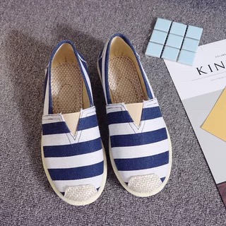 Giày vải slip on, giày toms cá tính
