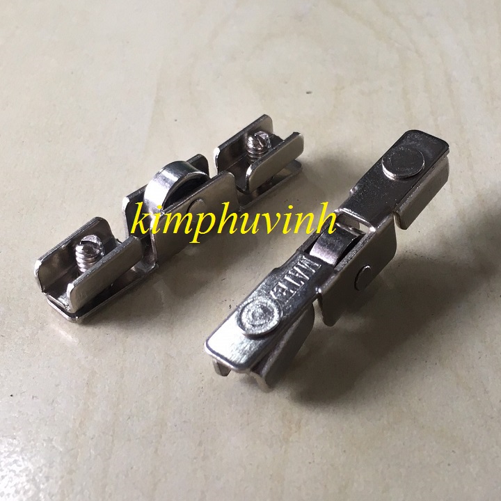 01 CÁI - BÁNH XE LÙA CỬA KÍNH ĐƠN - BÁNH XE LÙA CỬA KÍNH ĐÔI