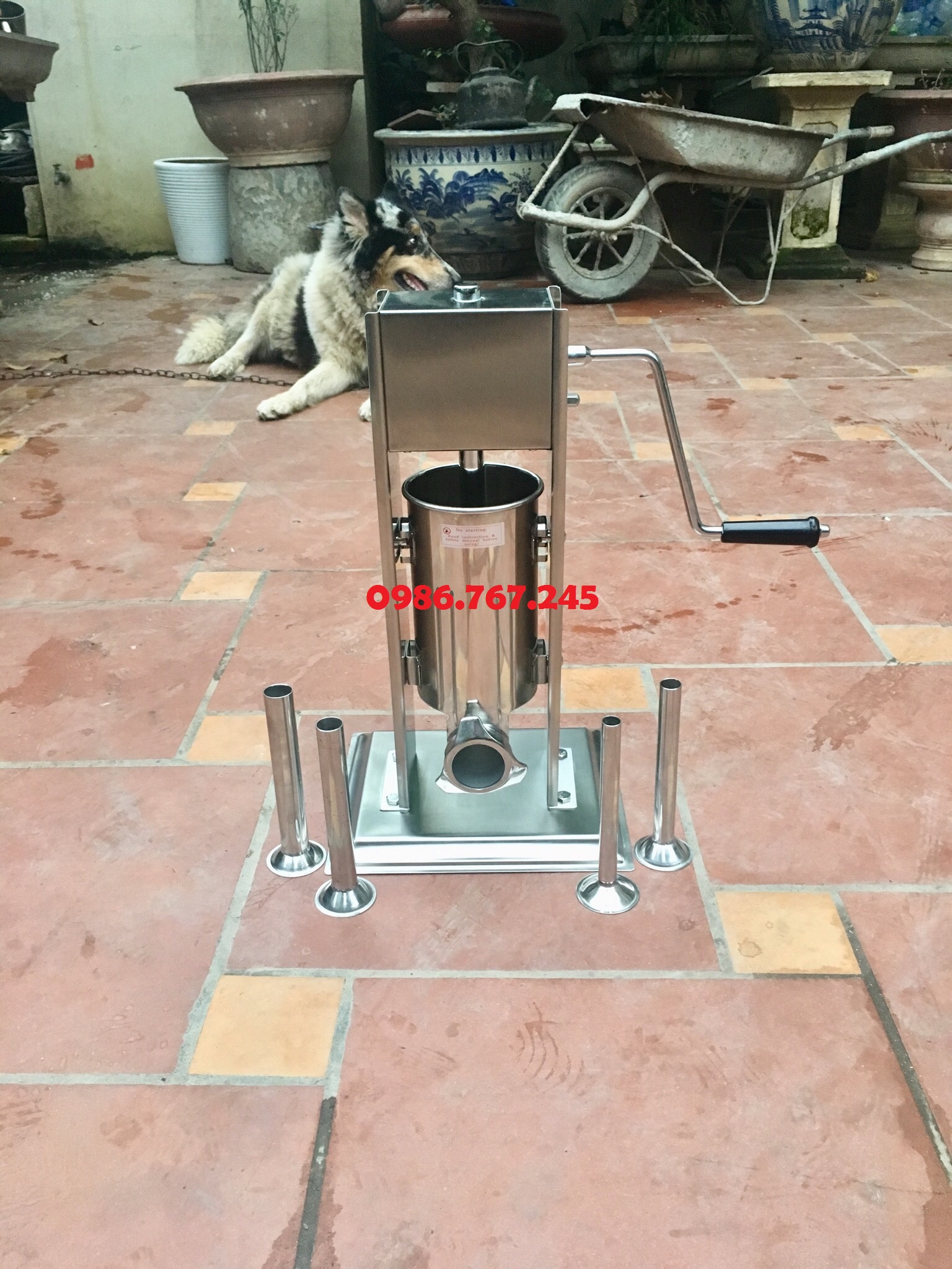 Máy đùn xúc xích quay tay 5 Lít (có ba loại cho bạn lựa chọn: 3 Lít, 5 Lít, 7 Lít)