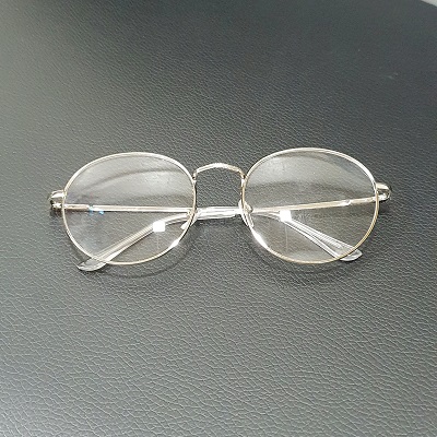 Kính Giả Cận Bas Lò Xo Gọng Kim Loại Form Tròn Cute Màu Bạc Tròng Kính Mika Không Độ Có Thể Thay Thế Dễ Dàng