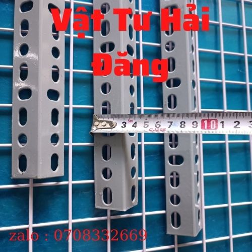 Thanh sắt V Lỗ V3 Dài ( 20cm-30cm-40cm-50cm) lắp ráp kệ sắt v lỗ đa năng