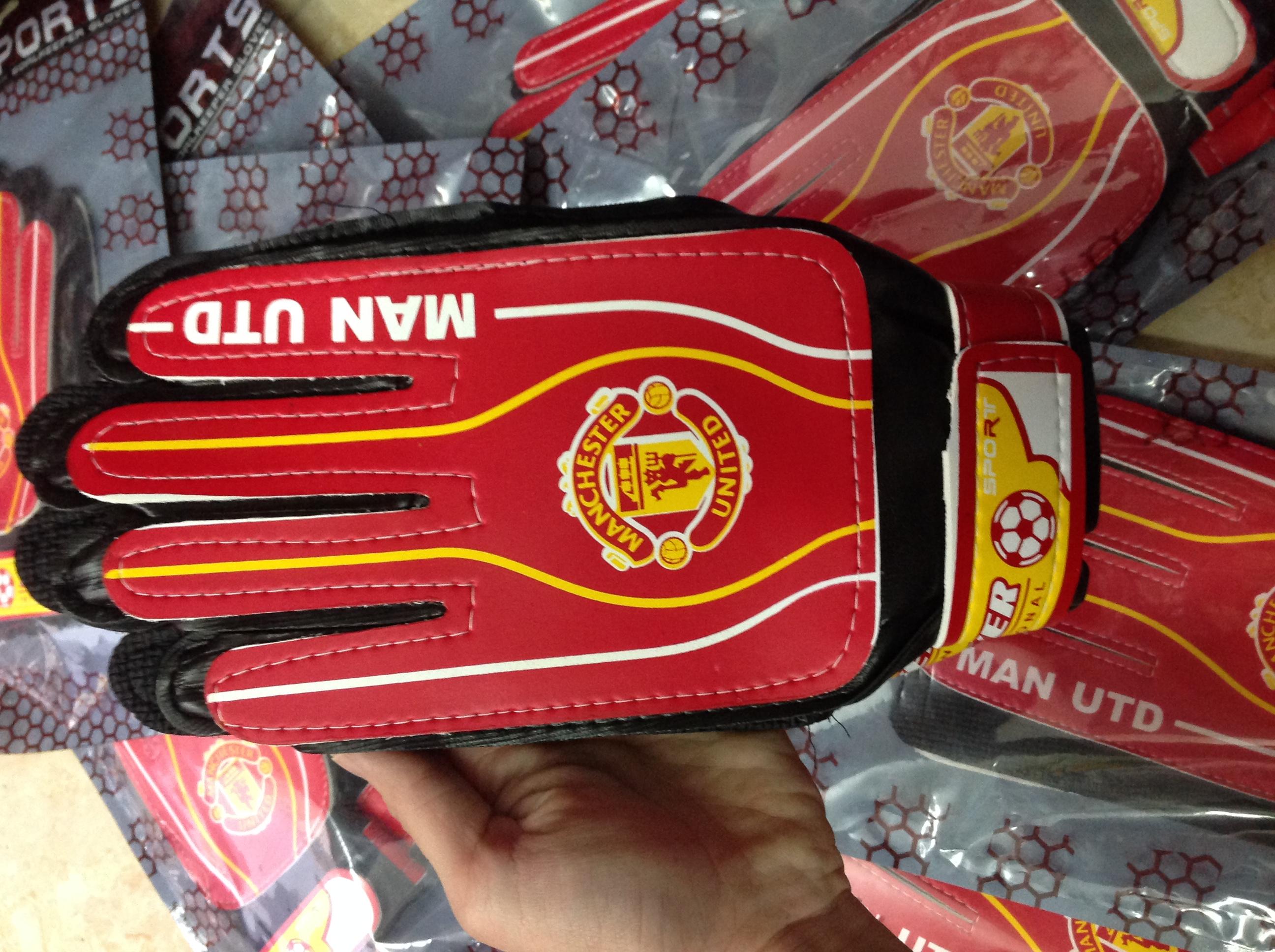 Găng tay thủ môn câu lạc bộ (người <40kg)