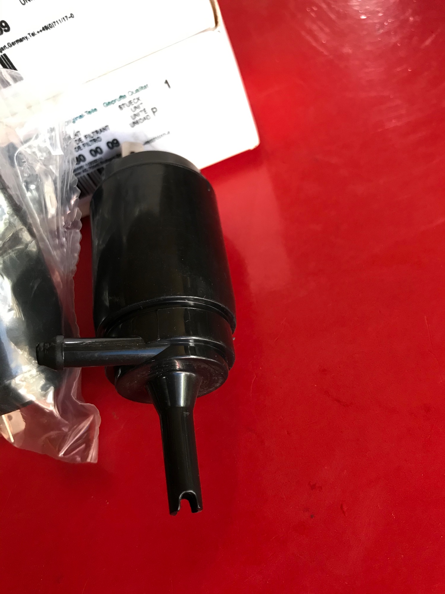 [HCM]Motor bơm xịt nước kính Mercedes Benz Sprinter