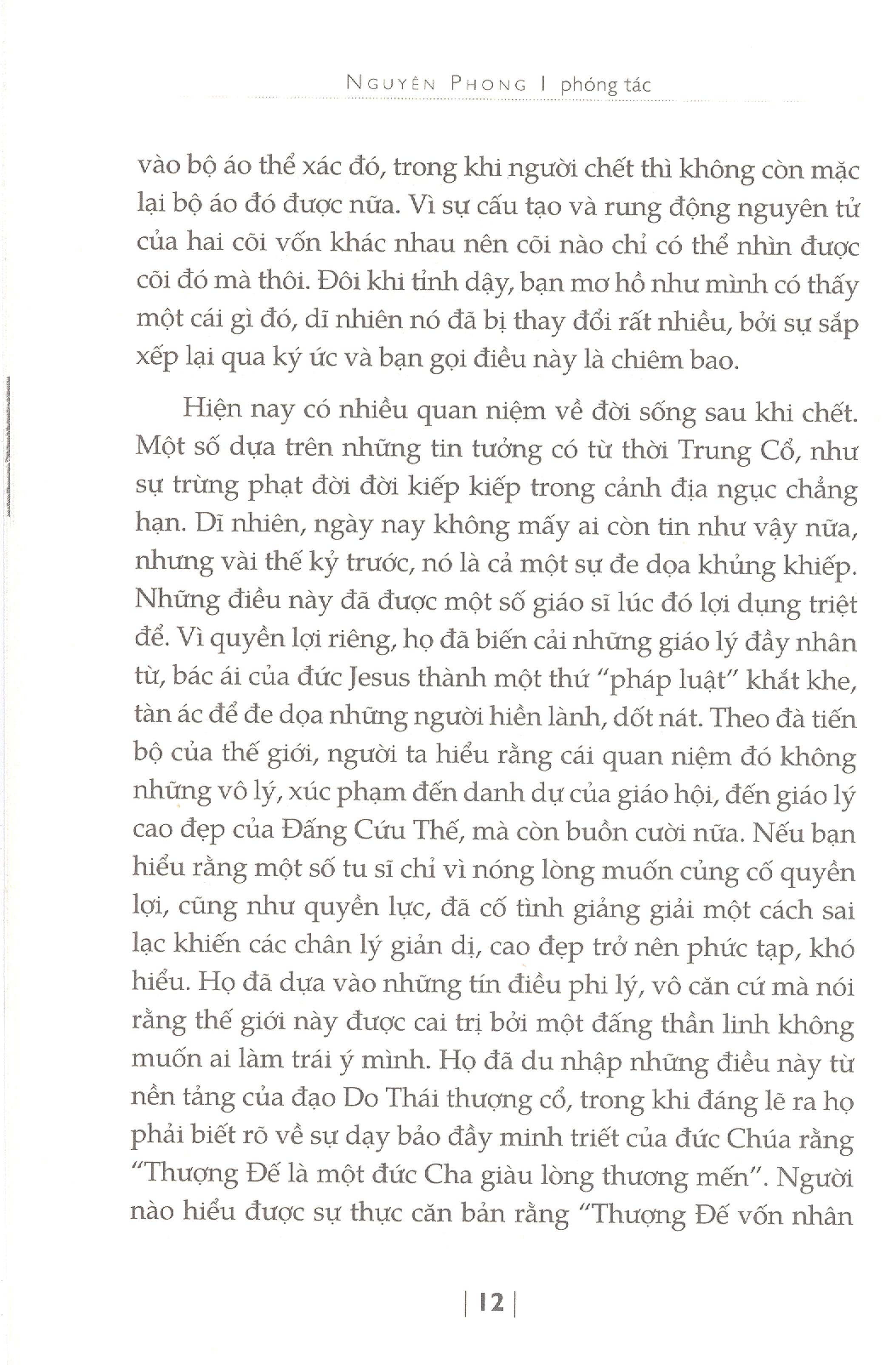 Trở Về Từ Cõi Sáng