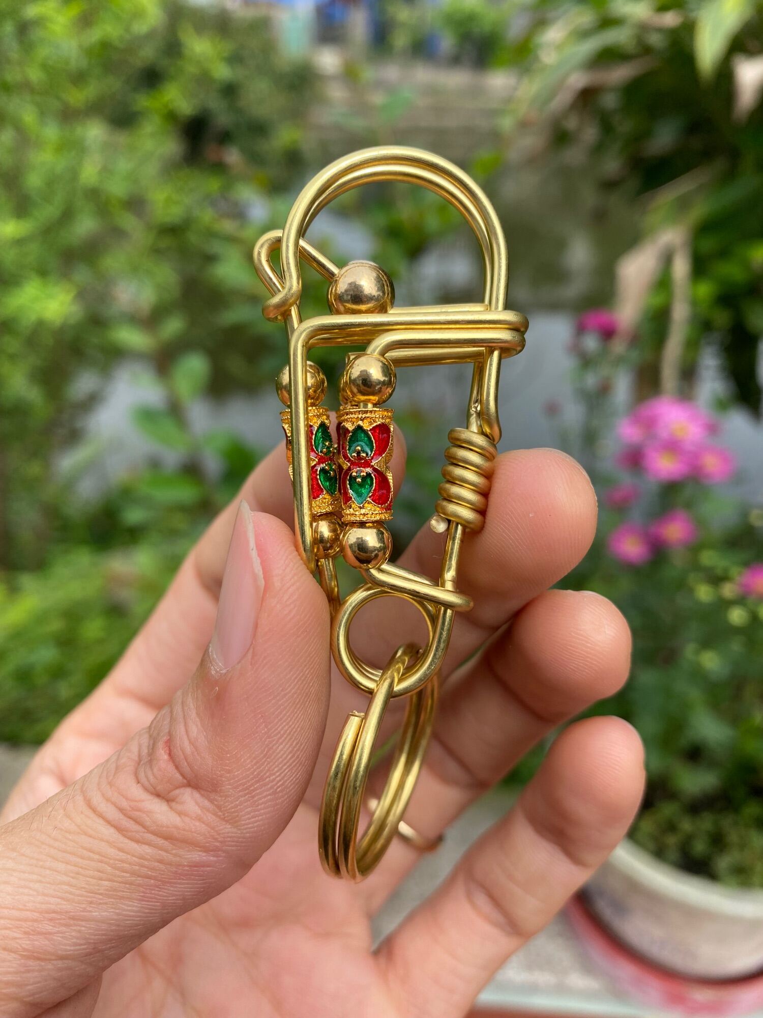 Móc khóa đồng handmade độc lạ
