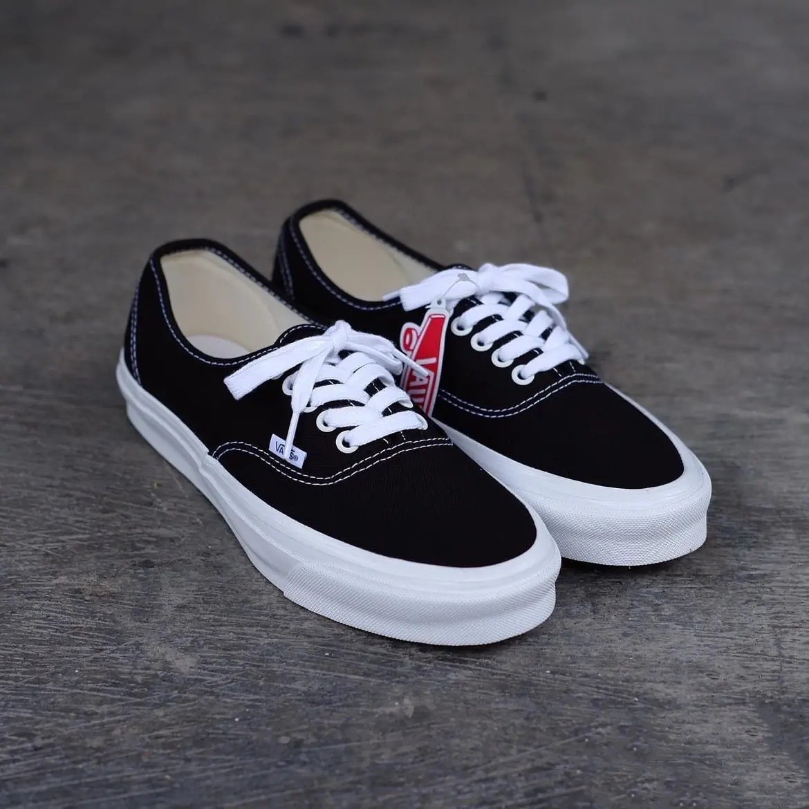 [SALE KHỦNG][TẶNG VỚ] GIÀY SNEAKERS NAM NỮ VANS AUTHENTIC CLASSIC BLACK/WHITE