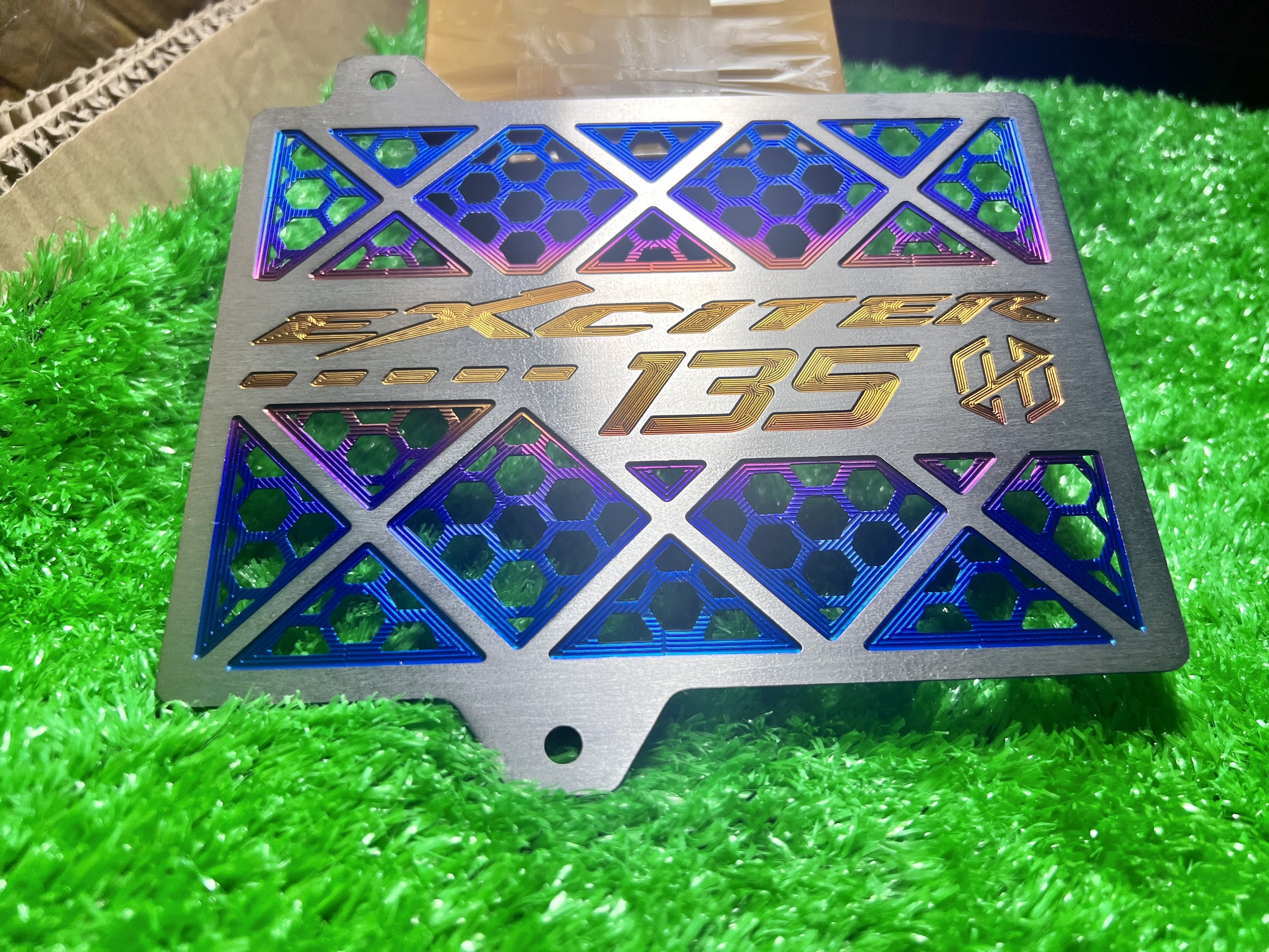 Che Két Nước Exciter Đời 2006 / 2010 Titanium Kèm Ắc Chêm