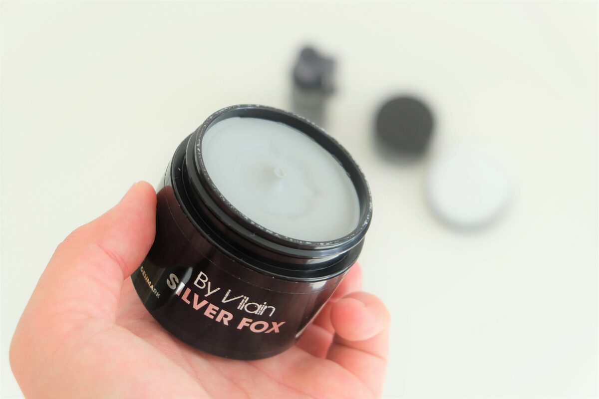 Sáp Vuốt Tóc Nam By Vilain Silver Fox 65g