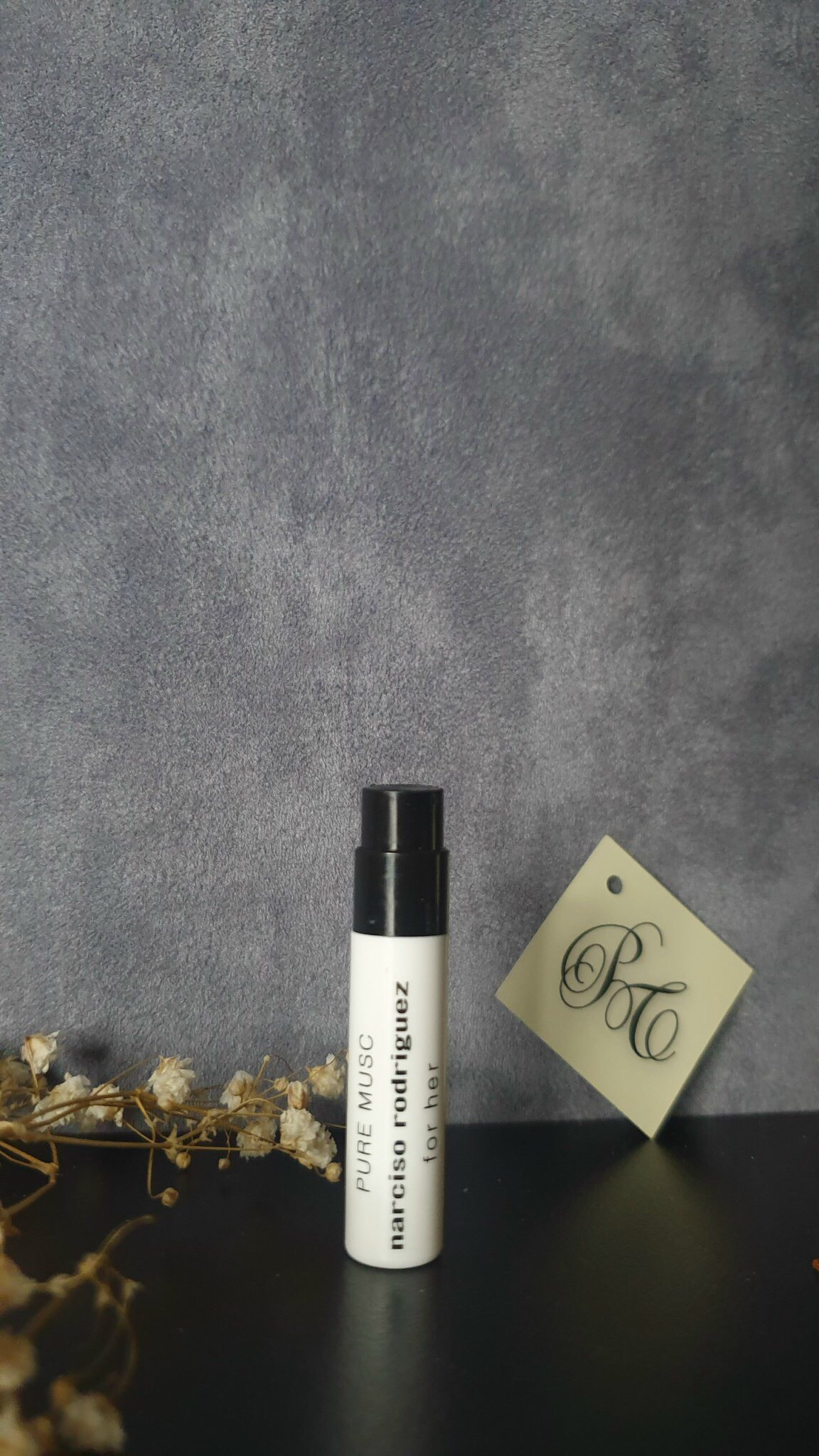 Mẫu thử Vial Sample nước hoa 𝗡𝗮𝗿𝗰𝗶𝘀𝗼 𝗥𝗼𝗱𝗿𝗶𝗴𝘂𝗲𝘇 𝗣𝘂𝗿𝗲 𝗠𝘂𝘀𝗰 1ml (Cam kết chuẩn Auth)