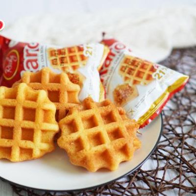 BÁNH TRỨNG CHÀ BÔNG THỊT GÀ TƯƠI KARO (TÚI 6 CÁI)