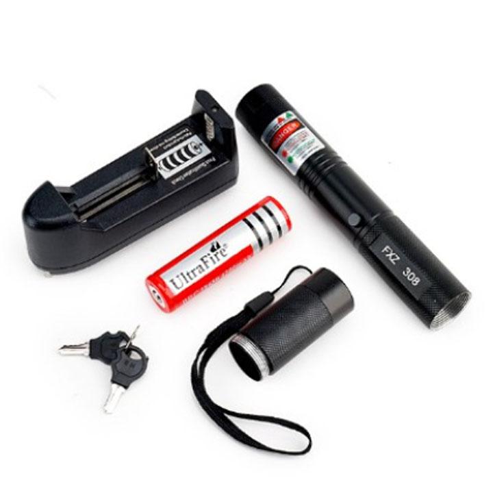 ĐÈN PIN LASER 303