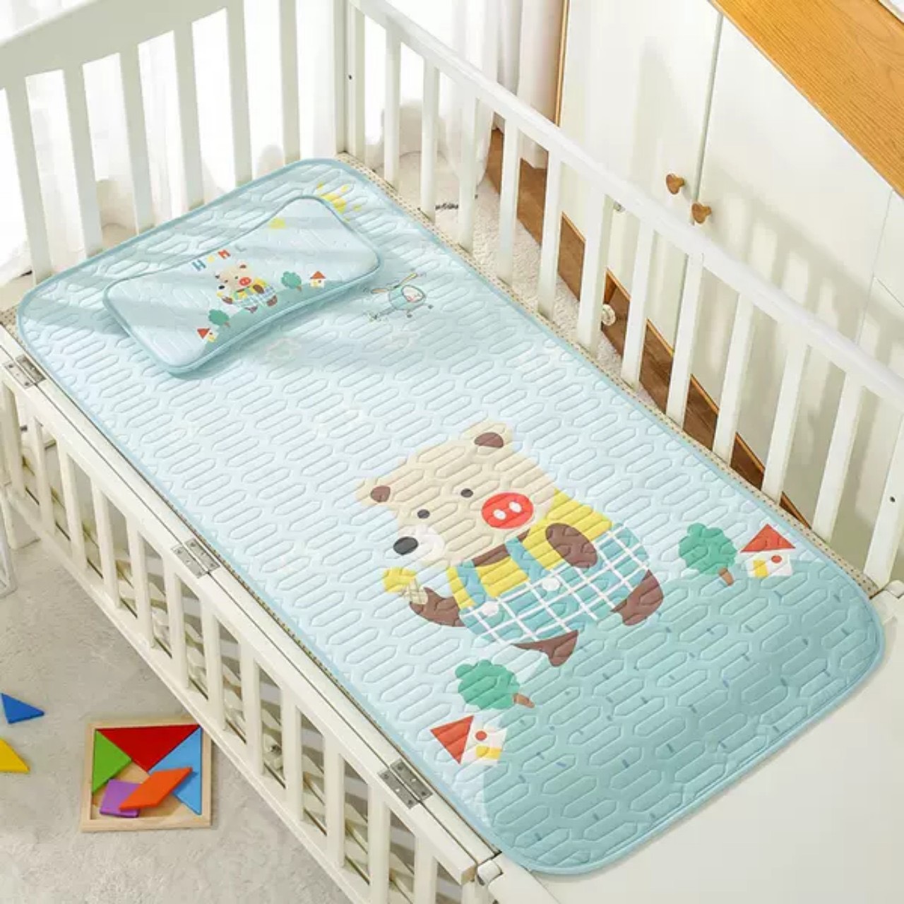 Set chiếu điều hòa cao cấp kèm gối cho bé Và Chiếu điều hòa cao su non cho bé thông hơi Với Chất Liệu Thoáng Mát An Toàn