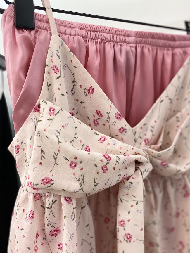 VIBES Đồ Bộ 2 Dây Mặc Nhà Lynn Straps Set