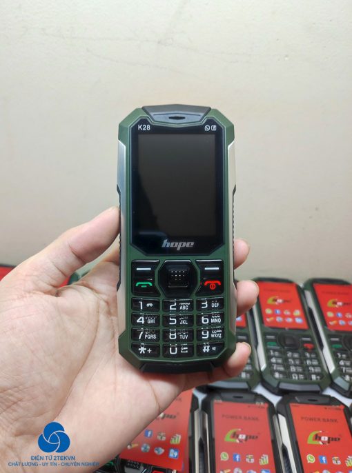 Điện thoại phổng thông 4 sim pin khủng có đổi giọng Landrover Hope K28 giá