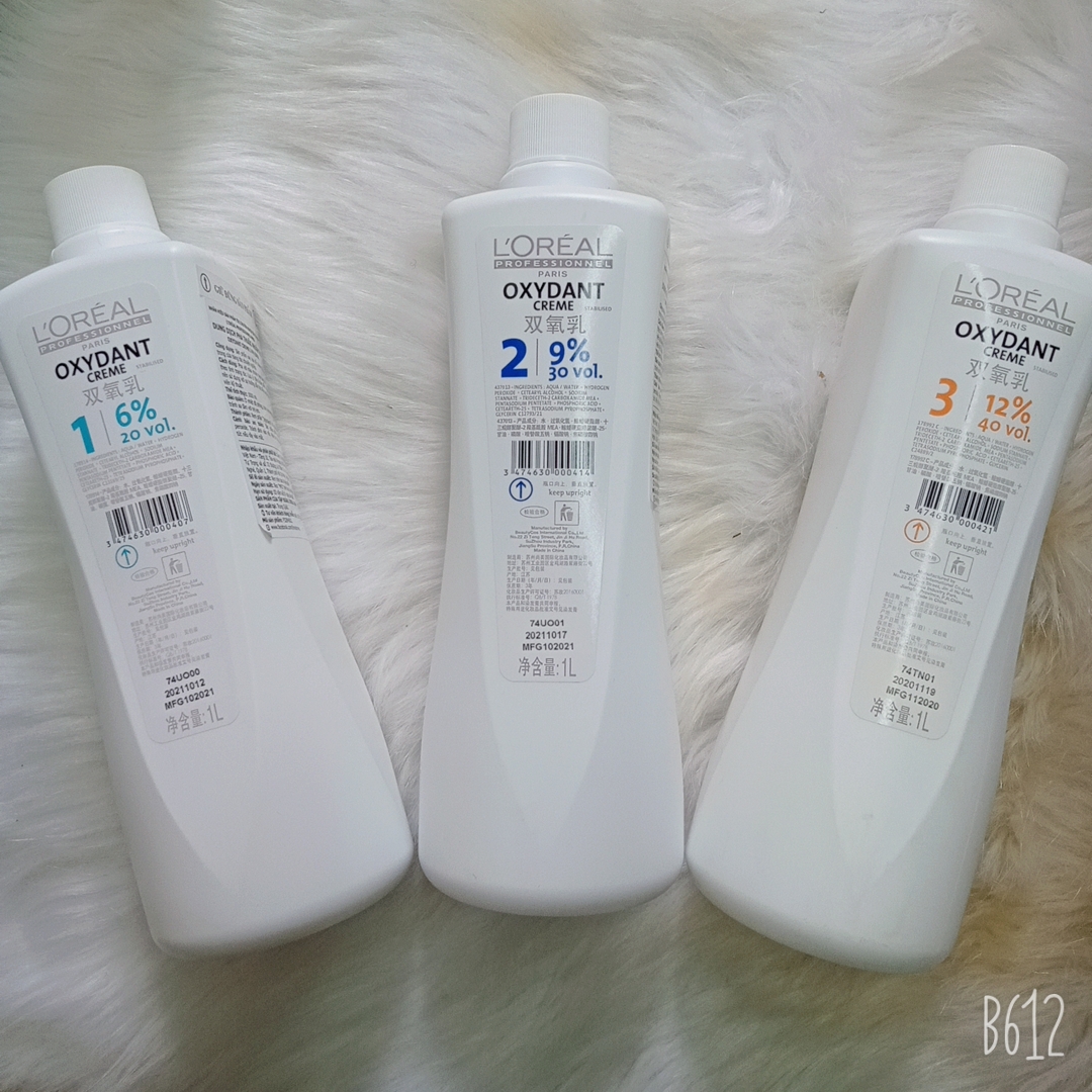 KEM OXY TRỢ NHUỘM LOREAL MỞ BIỂU BÌ TÓC 1000ML