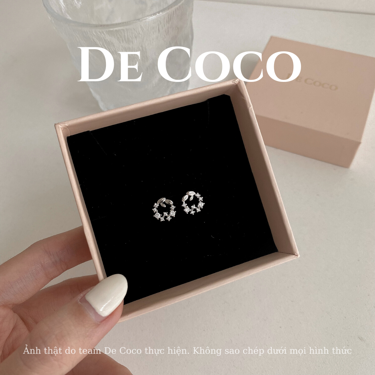 Khuyên tai Monica De Coco