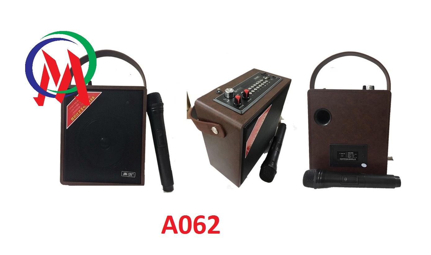 [HCM][TẶNG KÈM MIC KO DÂY] LOA KARAOKE MINI A062