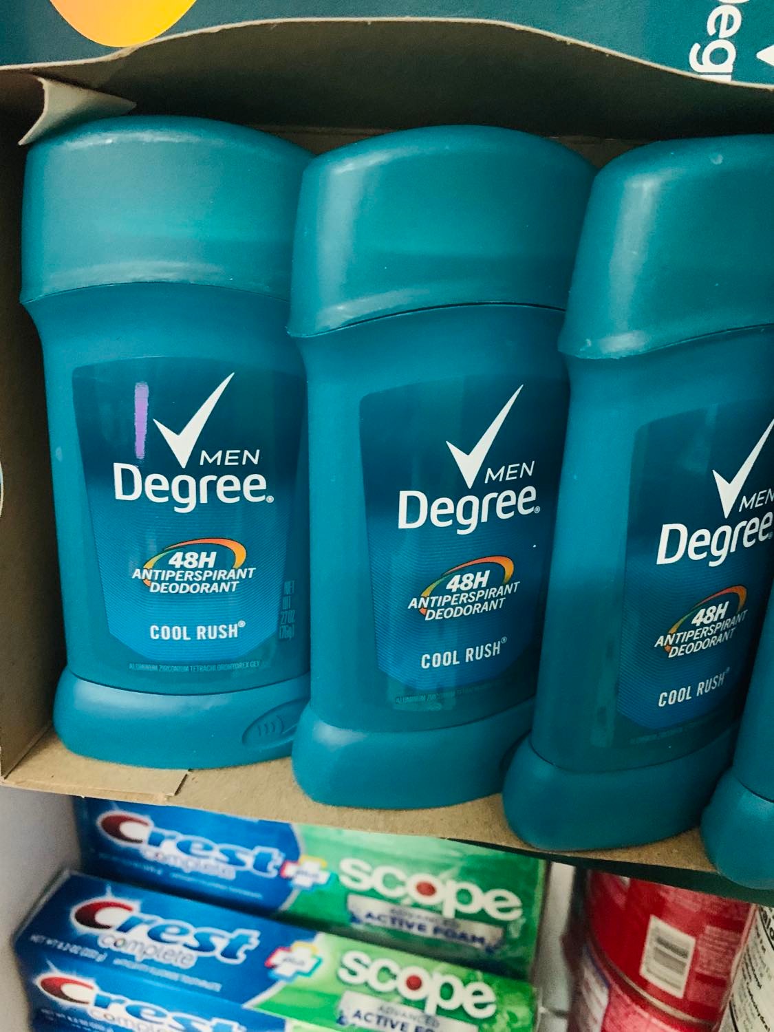 [HCM]Lăn khử mùi Degree Cool Rush - Mỹ - 76g