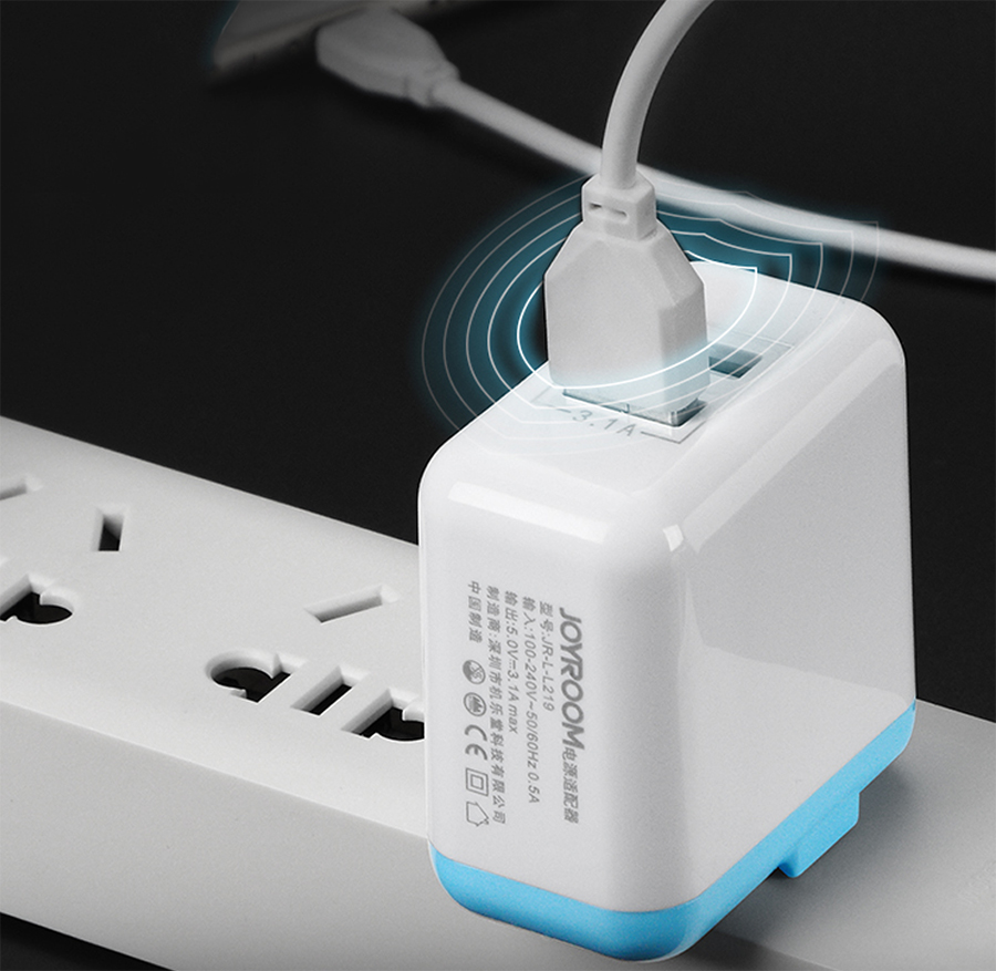 Combo Sạc & Cáp Lightning Du Lịch Joyroom 3.1A - L219