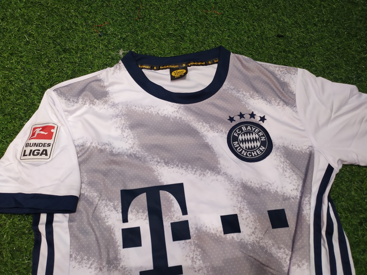 Áo Bóng Đá CLB Bayern trắng Mới 2020-2021