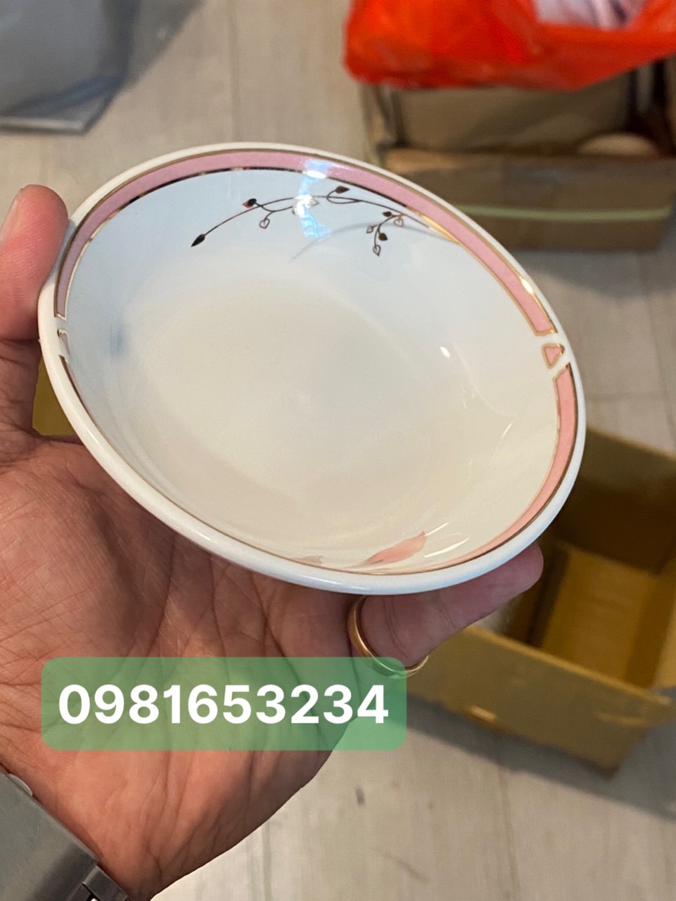 DĨA LẮC TÀI XỈU CHỐNG NGHE