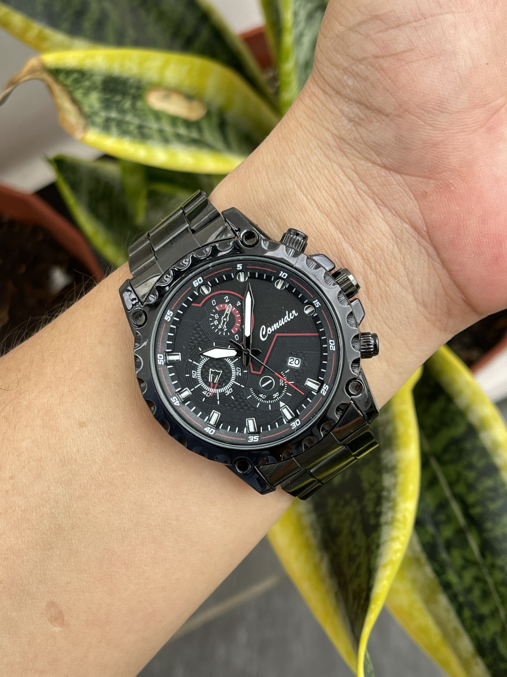Đồng hồ nữ Rado vỏ đá kính saphia Thụy Sĩ chạy pin hàng Si