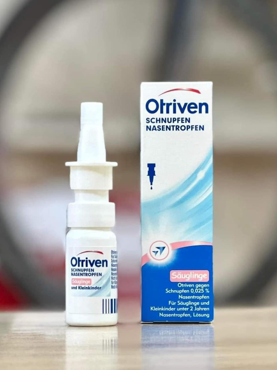 Làm sach mũi 0triven 0.025mg cho trẻ từ 0-2 tuổi