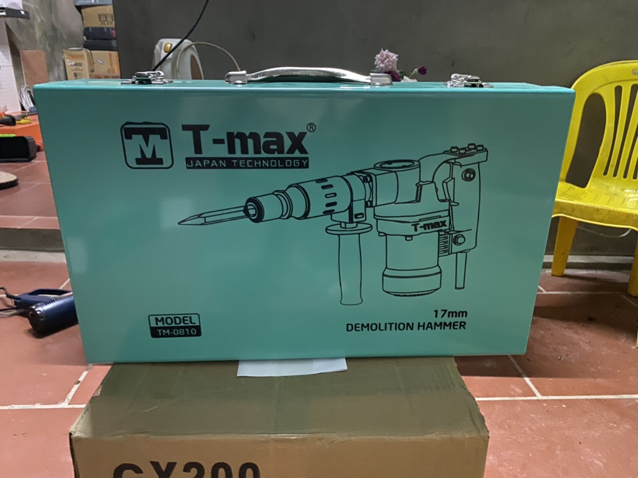 Máy chuyên đục bê tông 17mm T Max