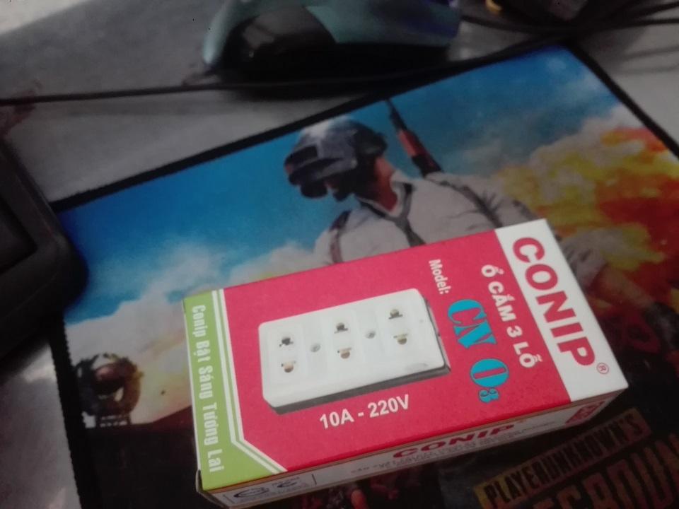 Ổ cắm điện 3 lổ  Conip V2