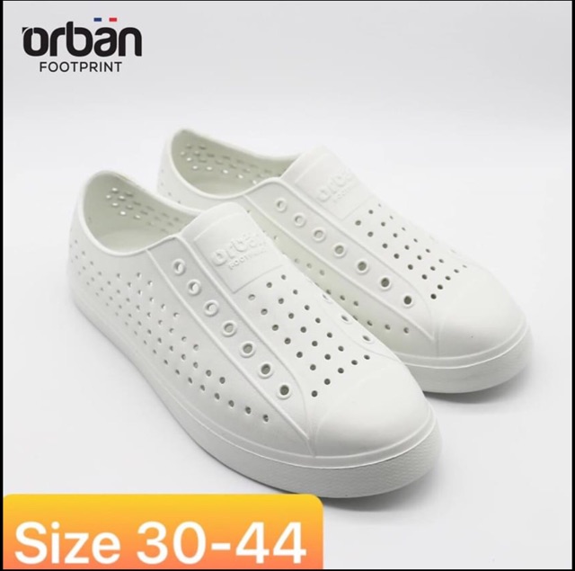 [Chính hãng] Giày nhựa lỗ nam nữ đi mưa đi biển Urban Footprint D2001 siêu nhẹ, chống nước - Xanh đế trắng