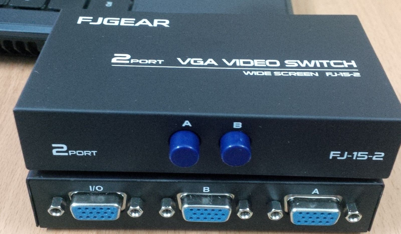 Bộ gộp Switch VGA 2 vào 1 ra