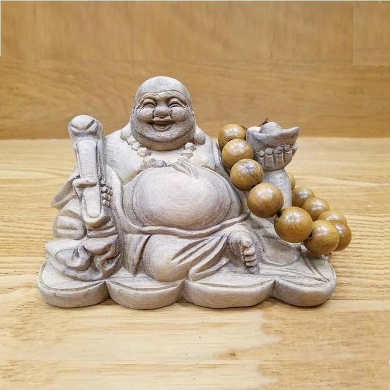 Tượng phật di lặc để ô tô gỗ xá xị