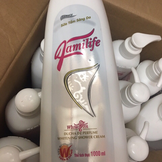 [SALE SỐC] Sữa Tắm Cá Ngựa FAMILIFE 1000ML HƯƠNG THƠM NGỌT NGÀO