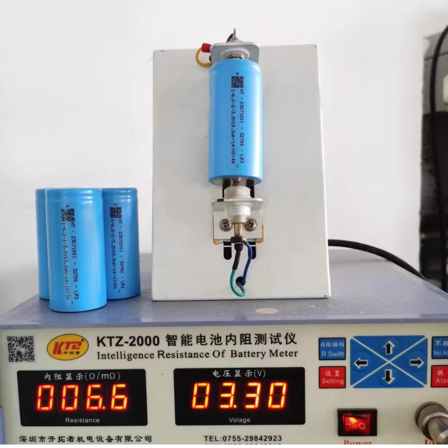 Pin lithium sắt 32700- 3.2V 6.0Ah (Chống cháy nổ, có thể dùng cho NL mặt trời)